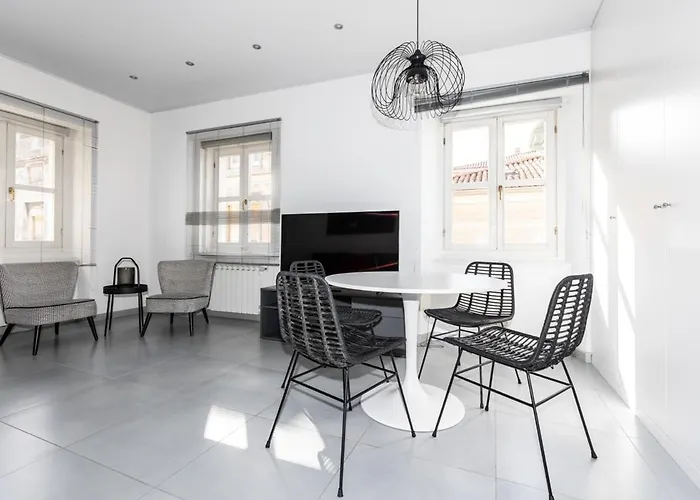 Piazza Unita House Lejlighed